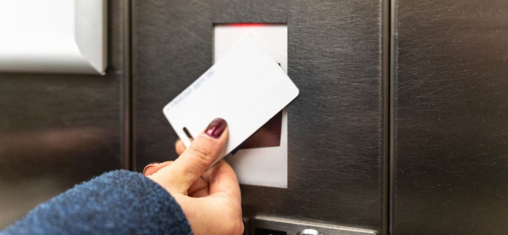 controle de acesso por cartão